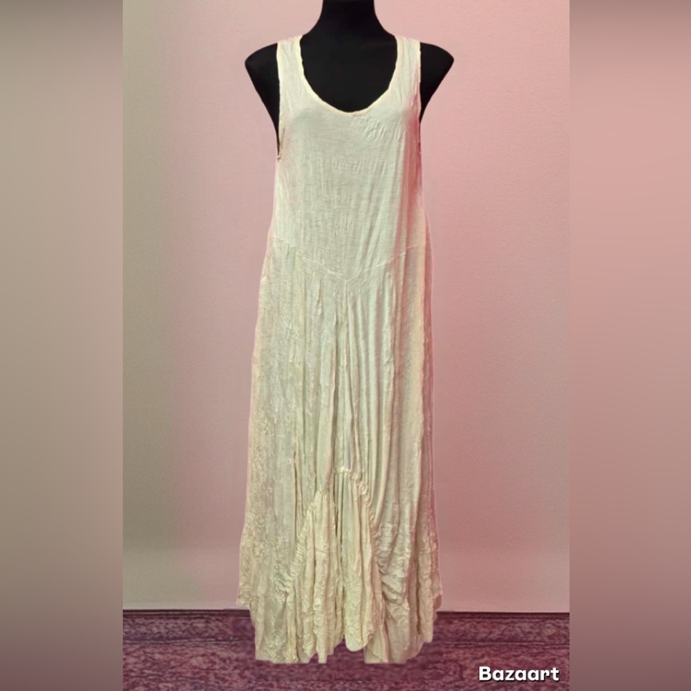 Lauren Vidal - Trendy Cream Maxi Dress - L - NWT